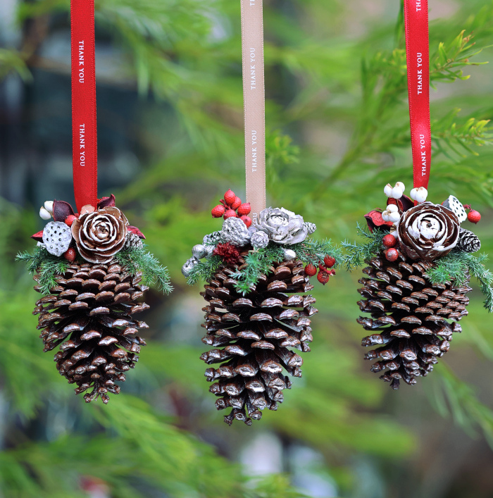 松ぼっくりオーナメント