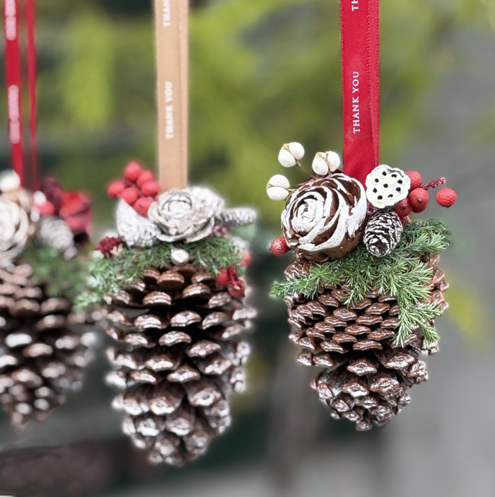 松ぼっくりオーナメント