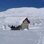 御田の神避難小屋