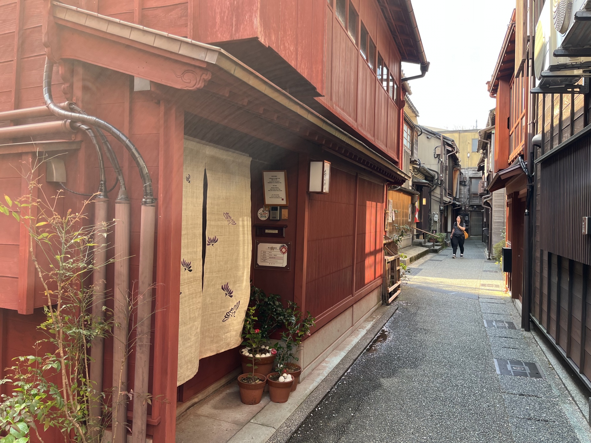 720A04A8-4866-41BE-B67E-058D4B536D51