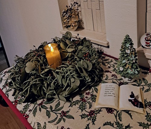 クリスマス飾り/キャンドルとリース