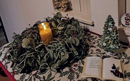 クリスマス飾り/キャンドルとリース