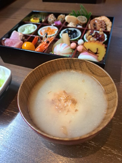 おせち料理とお雑煮