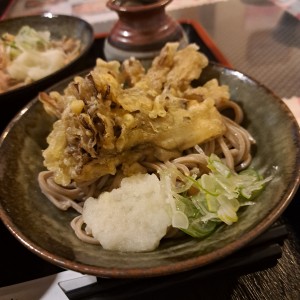 舞茸天ぷらおろしそば