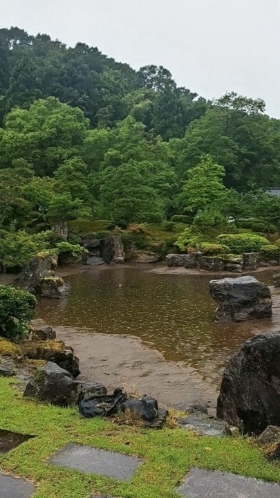 下段の池