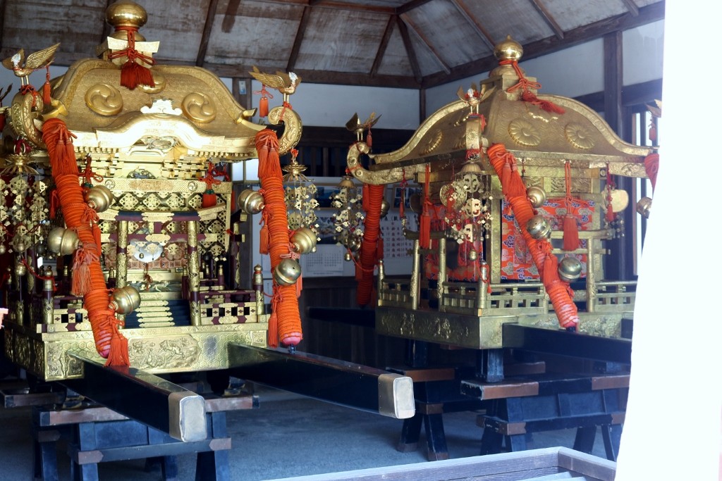 小津神社の神輿